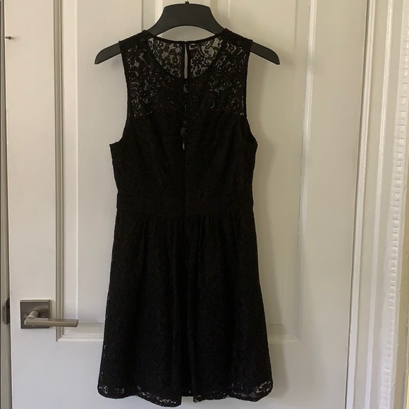 BCBGeneration black lace dress - Picture 3 of 4